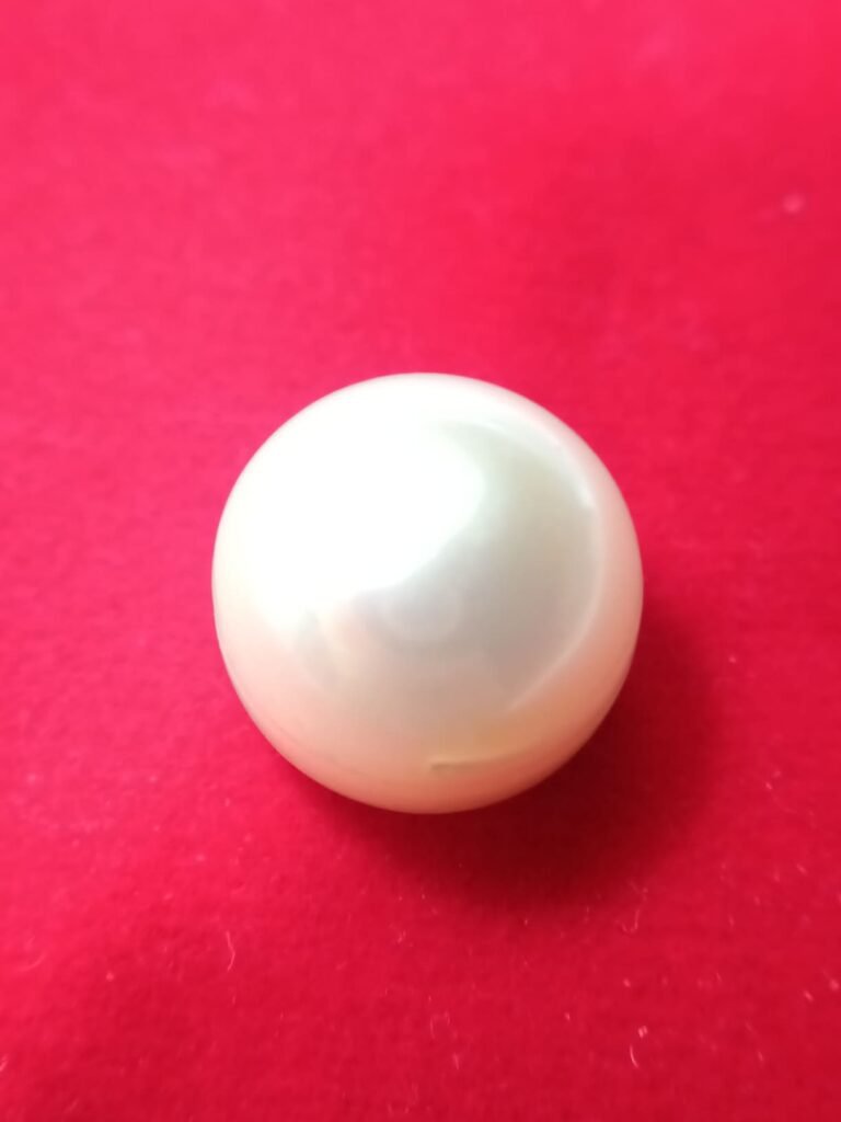 pearl stone, moti