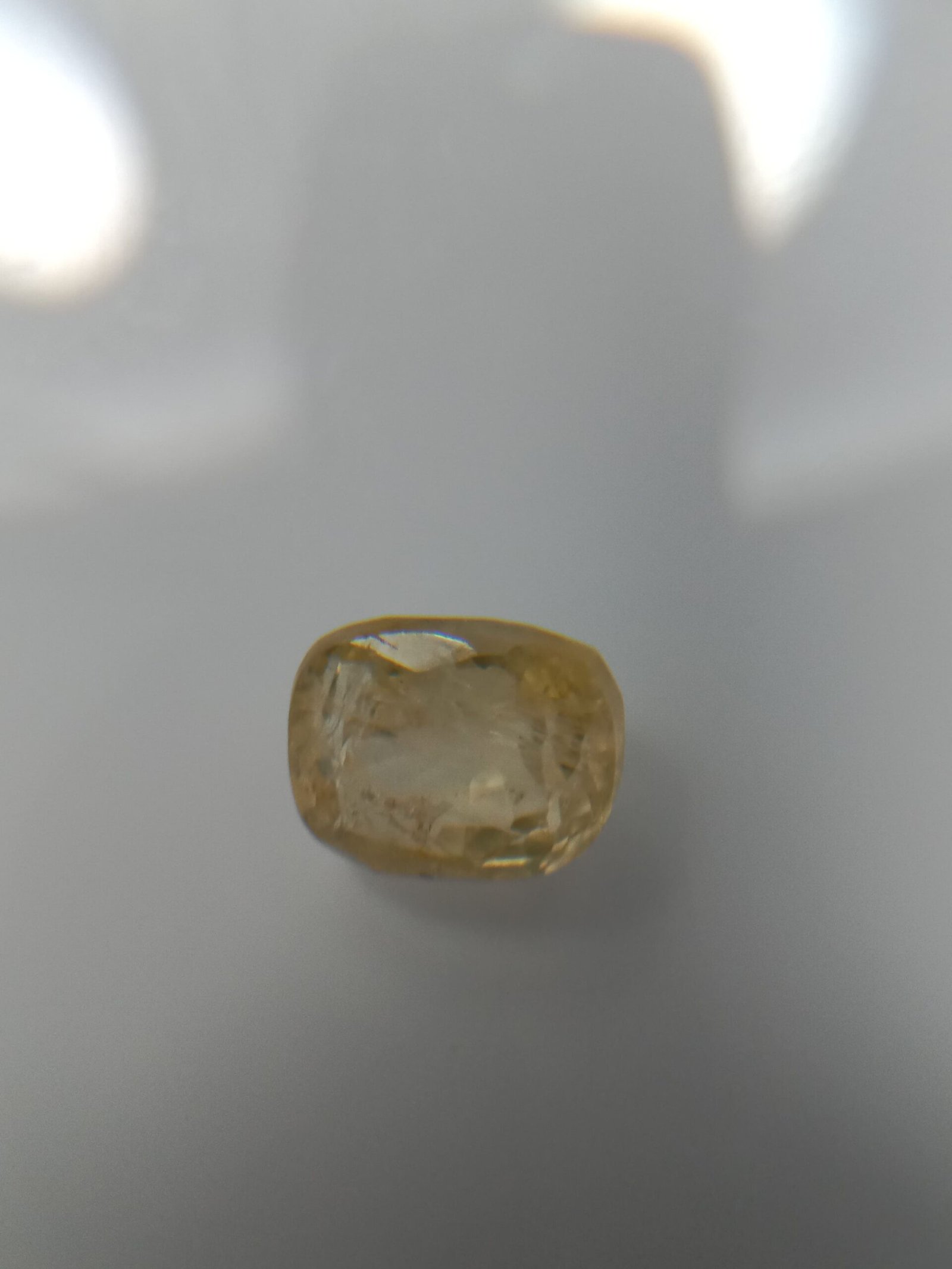 yellow sapphire pukhraj