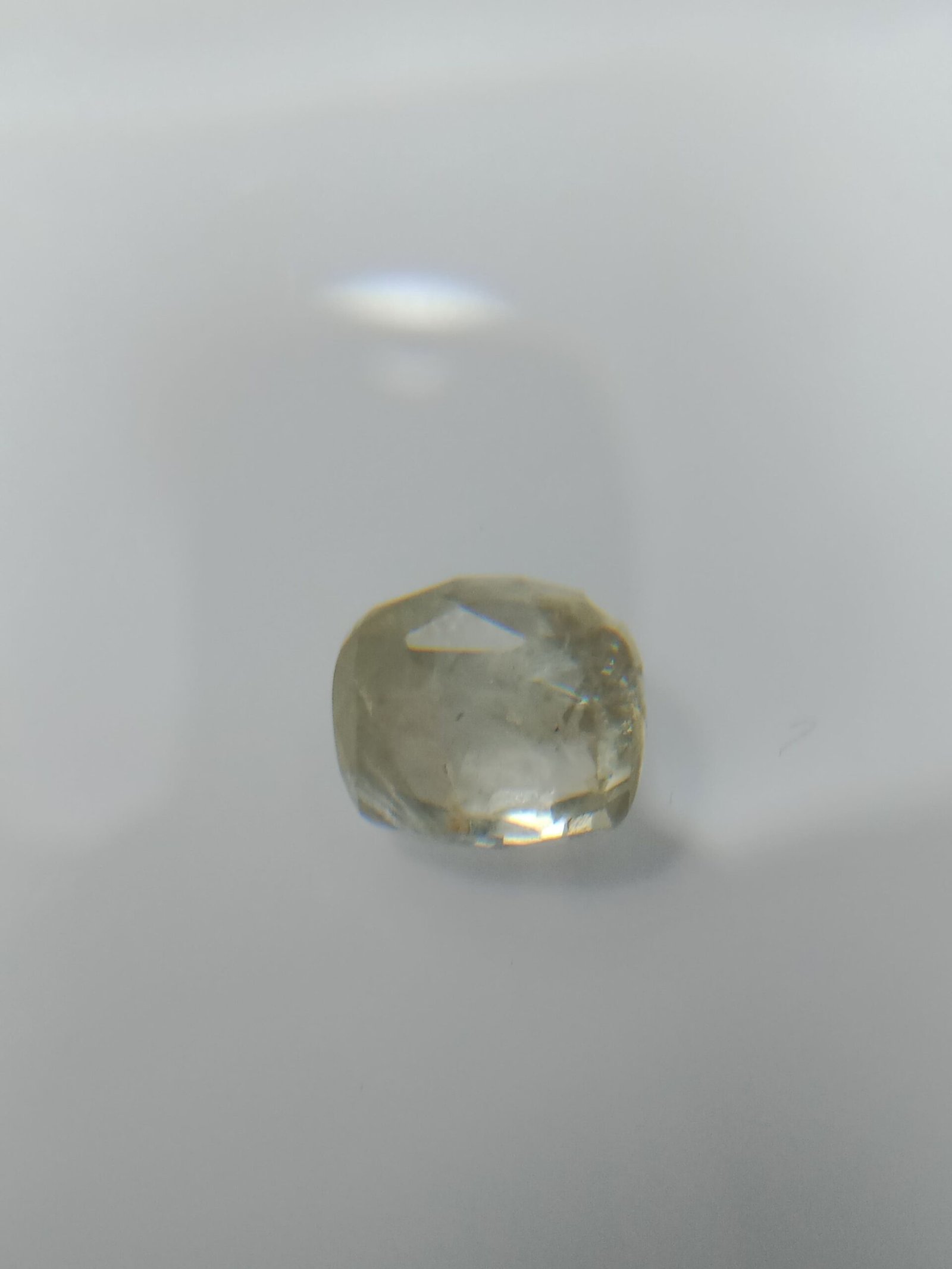 yellow sapphire pukhraj