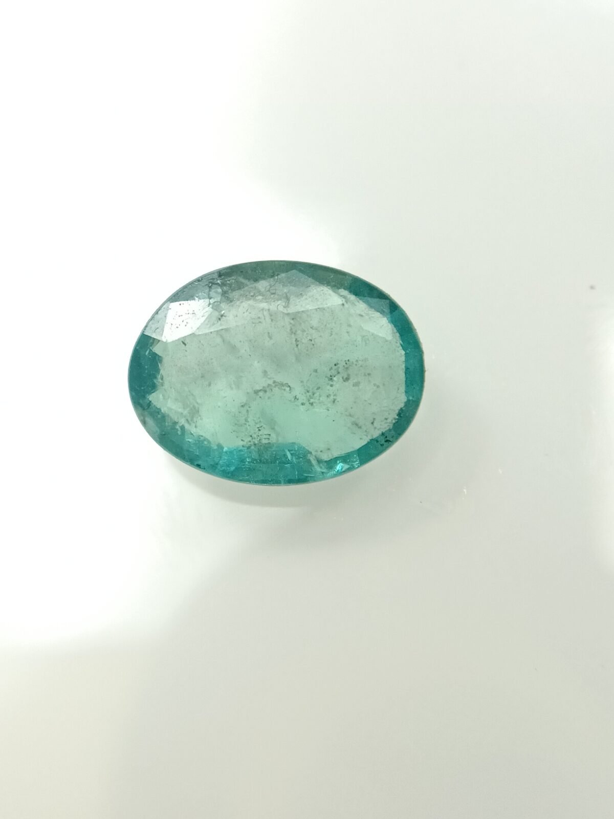 Emerald 3.63 Carat/ 4.00 Ratti