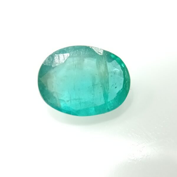 Emerald 3.68 Carat/ 4.00 Ratti