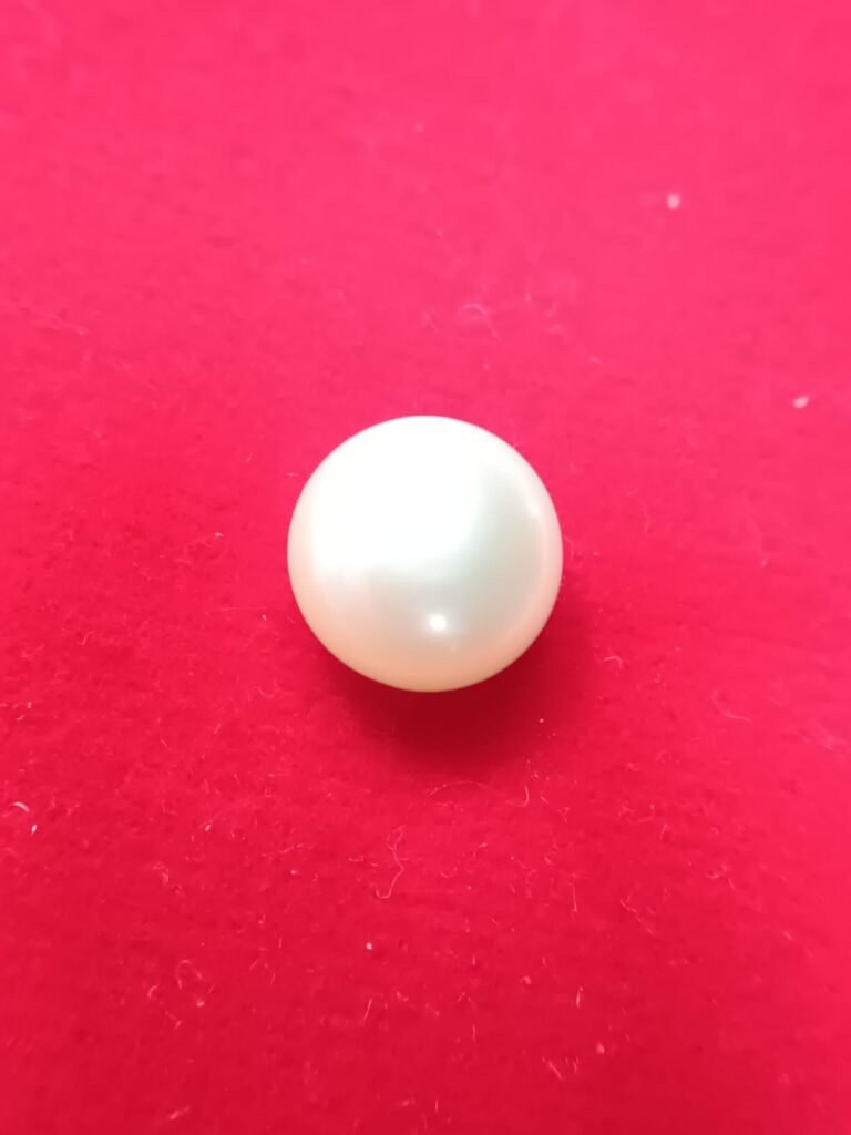 pearl stone, moti