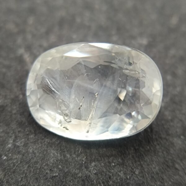 sri lankan White Sapphire 5.69 Carat/ 6.25 Ratti