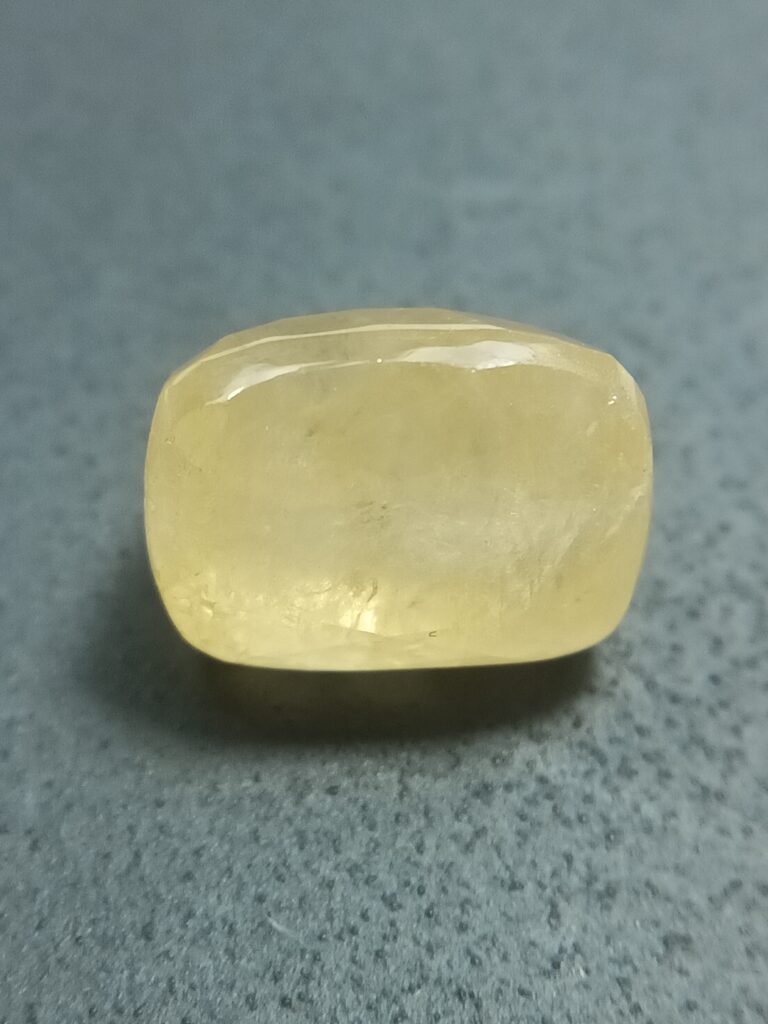 yellow sapphire srilankan