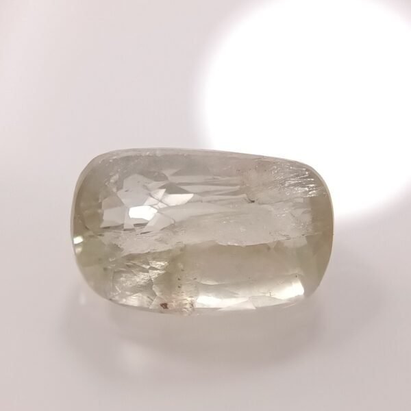 ceyloni/ srilankan yellow sapphire - pukhraj 7.25 ratti