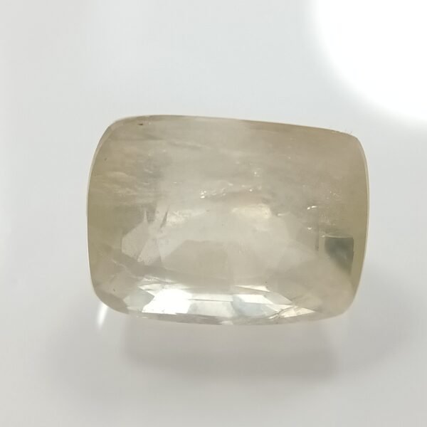 ceyloni/ srilankan yellow sapphire - pukhraj 7.25 ratti