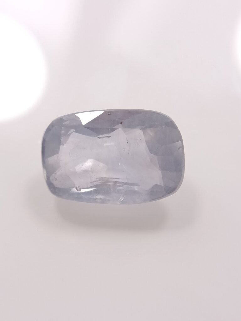 ceyloni/ srilankan blue sapphire - neelam 8 ratti