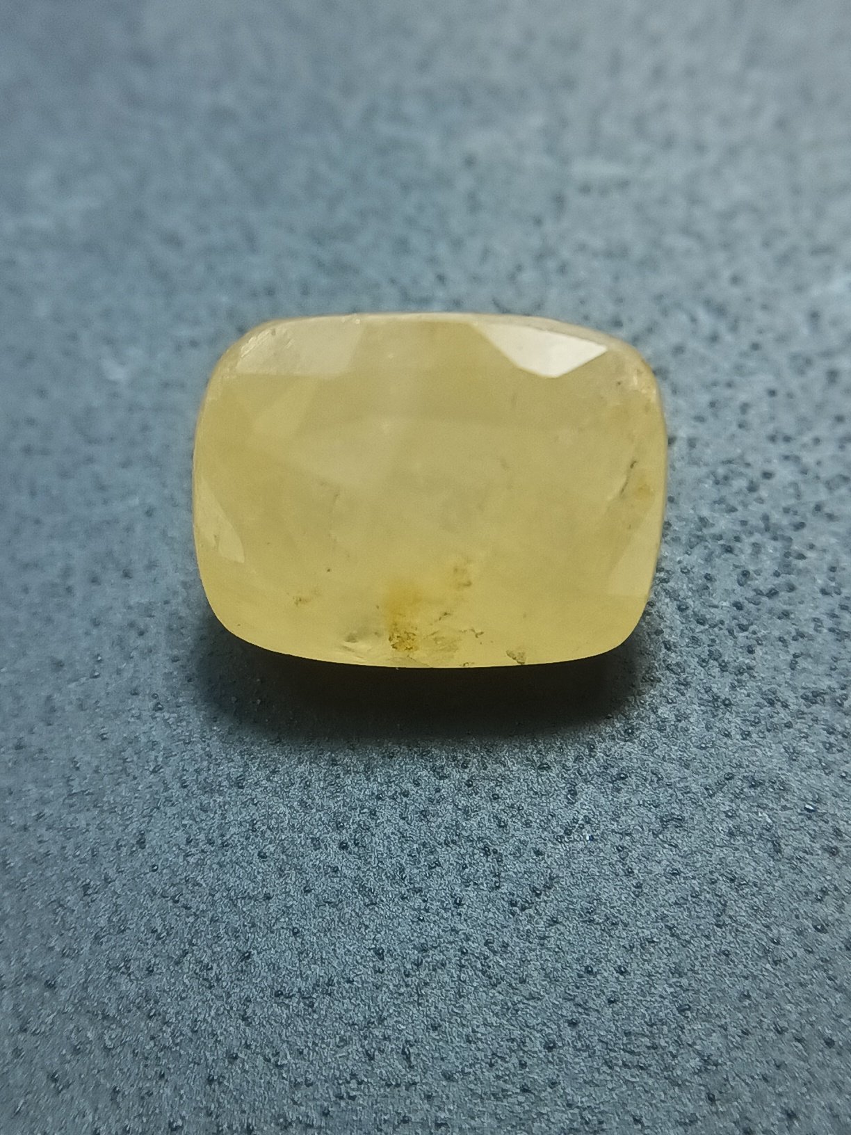 ceyloni yellow sapphire, pukhraj