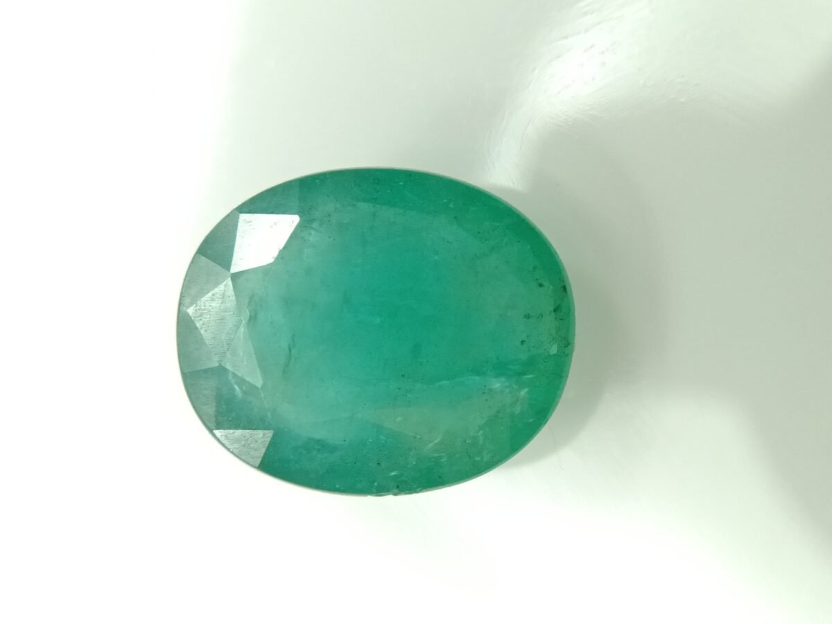 Emerald 8.39 Carat/ 9.25 Ratti