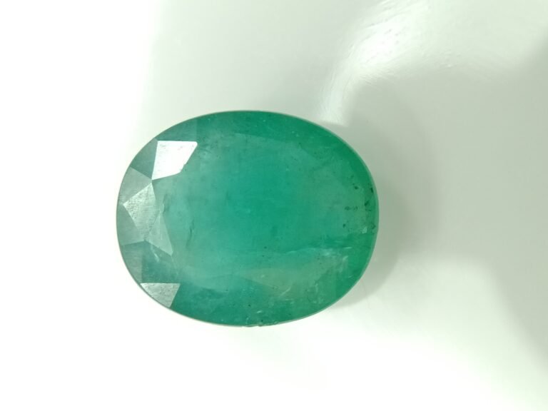 Emerald 8.39 Carat/ 9.25 Ratti