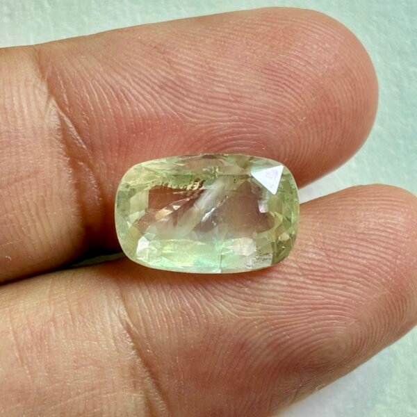 Yellow Sapphire 8.49 Carat(GA5412)