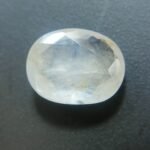 whire sapphire, pukhraj 9 carat, 10 ratti - ga0440