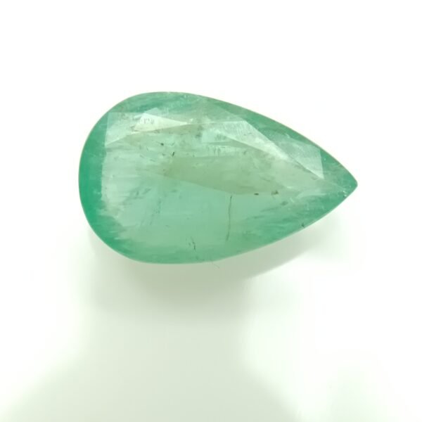 Emerald 8.79 Carat/ 9.50 Ratti