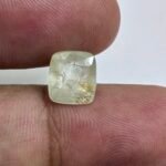 Yellow Sapphire 3.78 Carat/ 4.00 Ratti