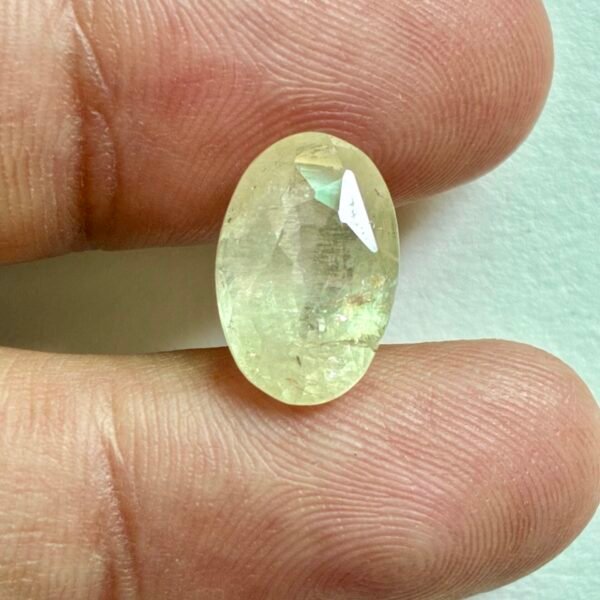 Yellow Sapphire 8.21 Carat(GA7189)