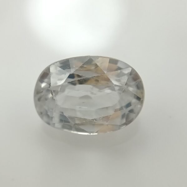 natural zircon white colour 8.5 ratti