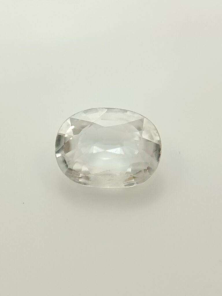 natural zircon white colour 3.25 ratti