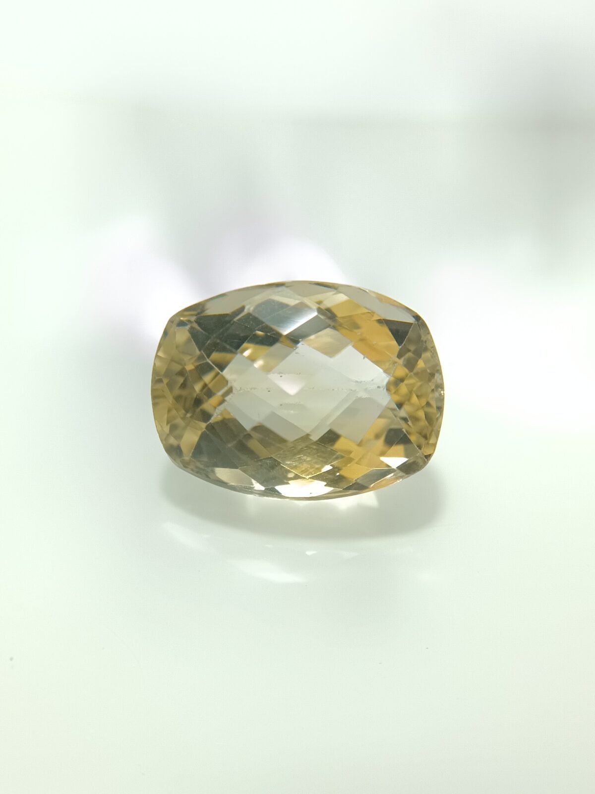 Sunela 14.48 Carat/ 16.00 Ratti