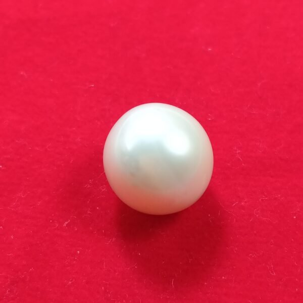 South Sea Pearl 18.38 Carat/ 20.00 Ratti