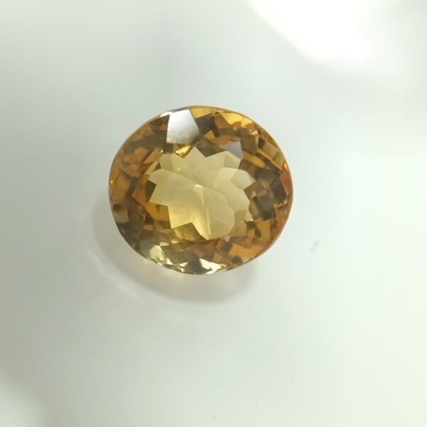 Sunela 4.89 Carat/ 5.25 Ratti