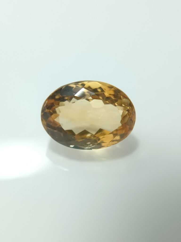 Sunela 5.08 Carat/ 5.50 Ratti