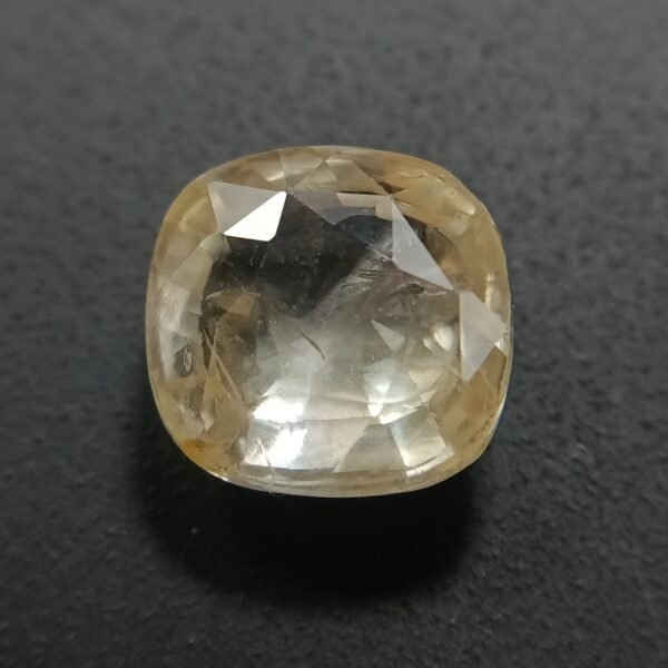 srilanka yellow sapphire 5.50 ratti ratti