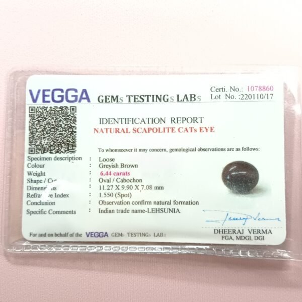 Cats Eye 6.44 Carat/ 7 Ratti certificate