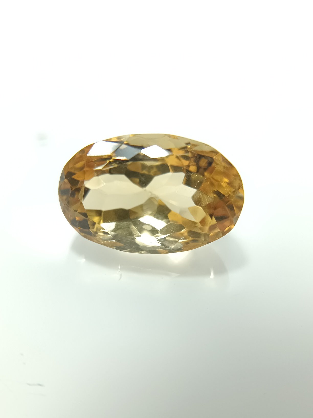 Sunela 6.84 Carat/ 7.50 Ratti