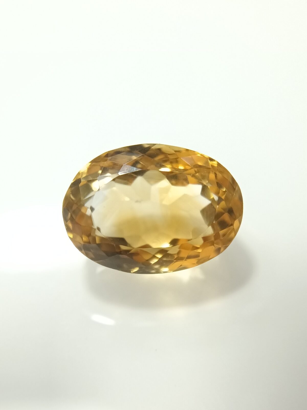 Sunela 7.34 Carat/ 8.00 Ratti