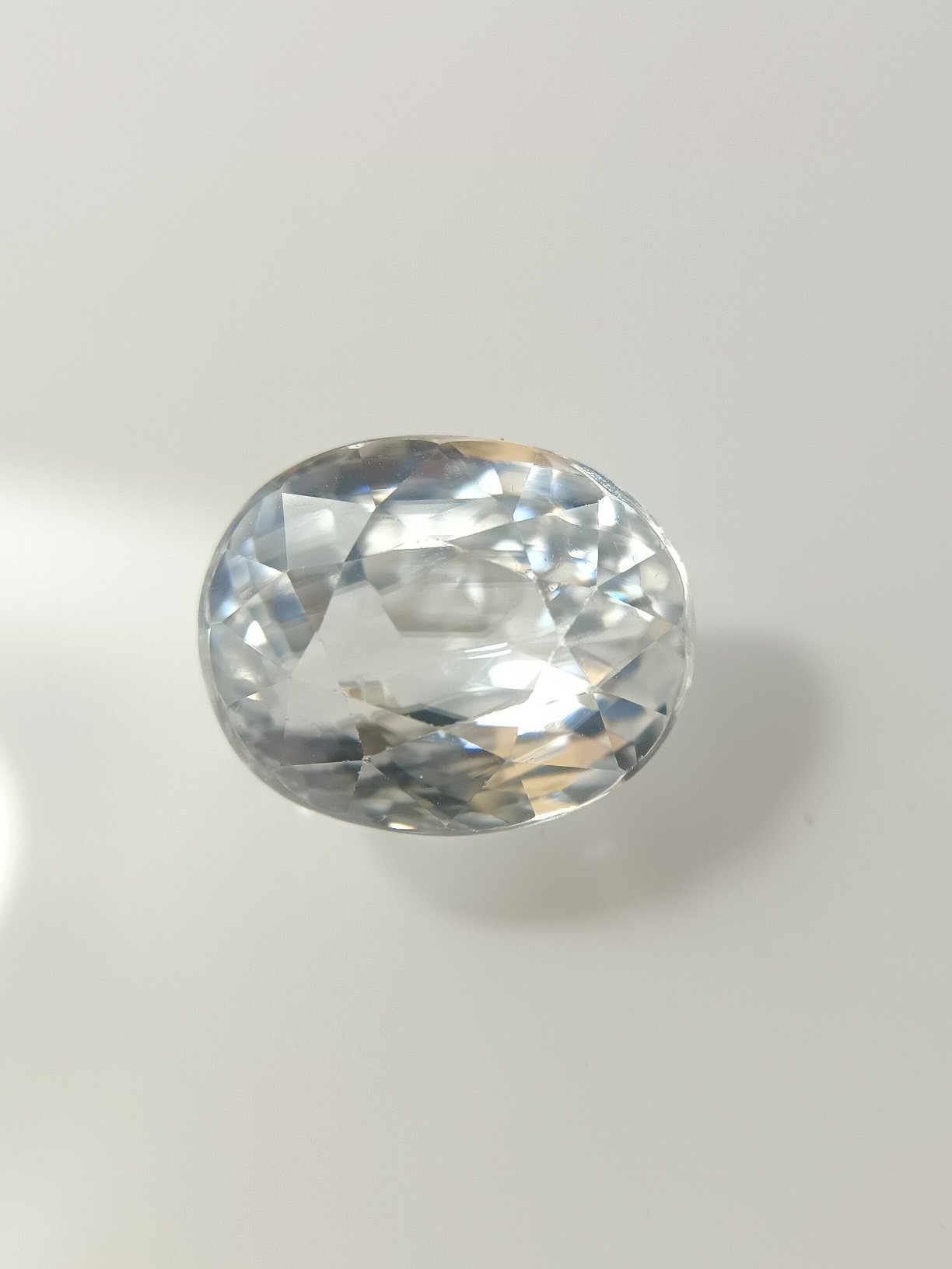 Natural Zircon 9.57 Carat/ 10.50 Ratti