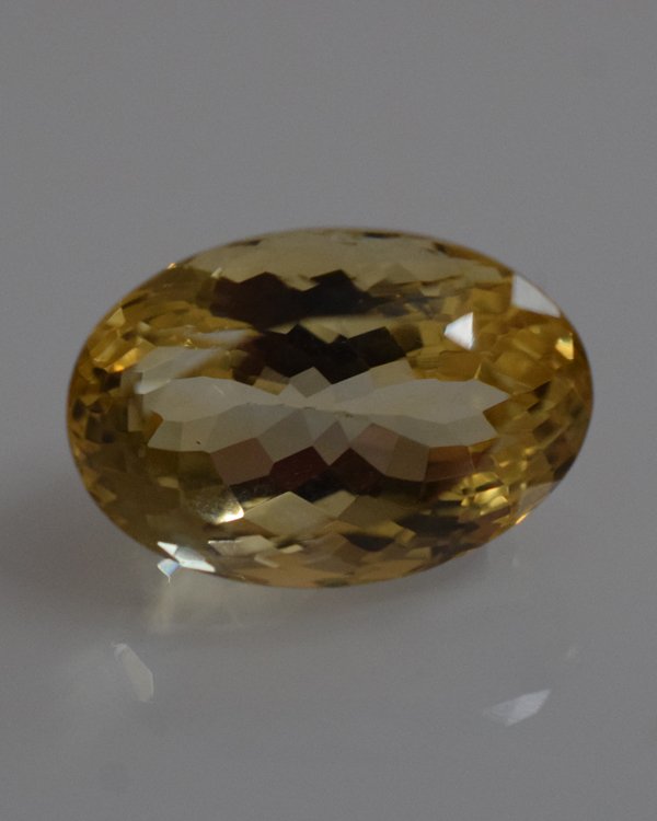 Sunela 11.28 Carat/ 12.50 Ratti