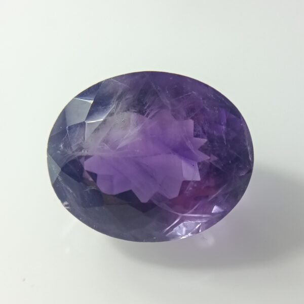 Amethyst 13.83 Carat/ 15.25 Ratti