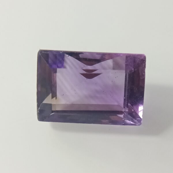 Amethyst 3.43 Carat/ 3.50 Ratti