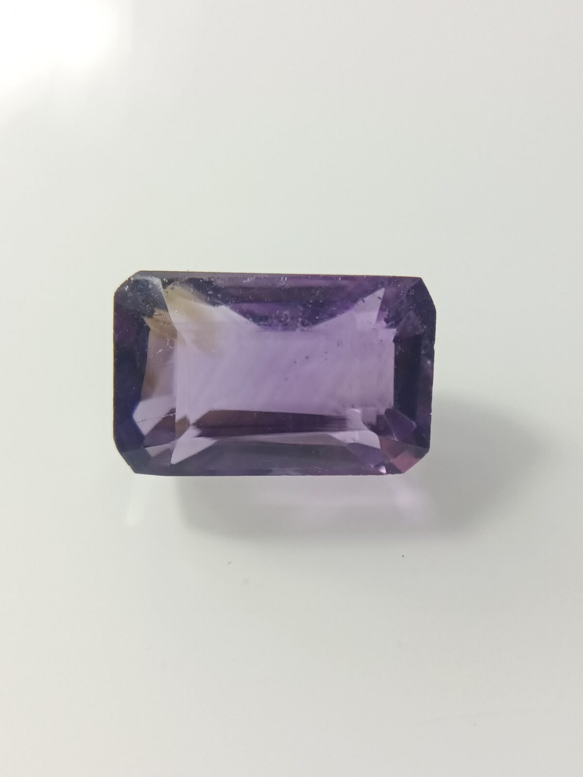 Amethyst 3.76 Carat/ 4.00 Ratti