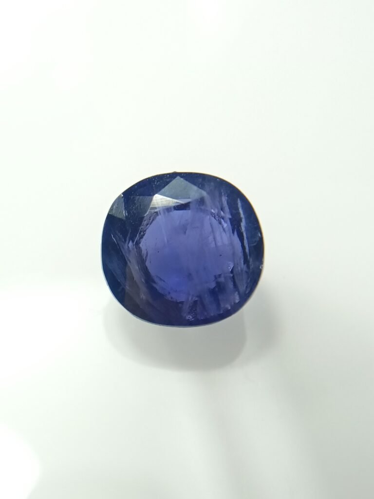 Iolite 5.04 Carat/ 5.50 Ratti