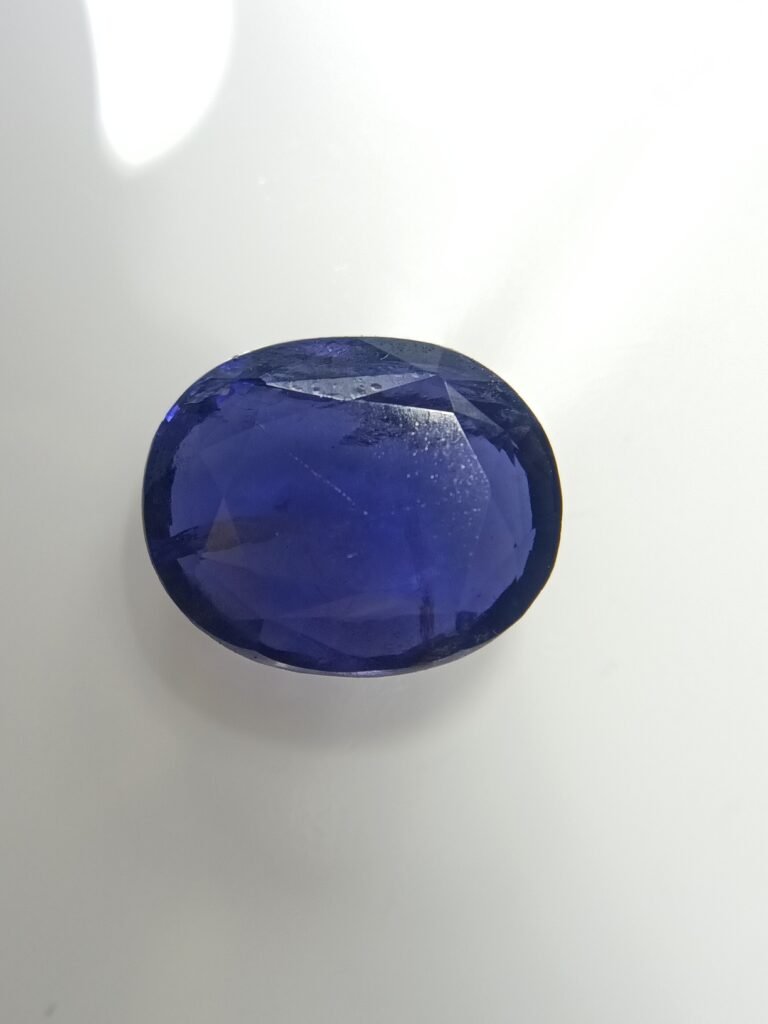 Iolite 6.38 Carat/ 7.00 Ratti