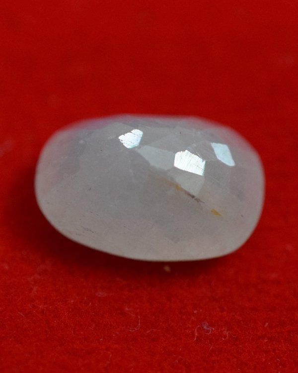 White Sapphire 8.48 Carat/ 9.25 Ratti