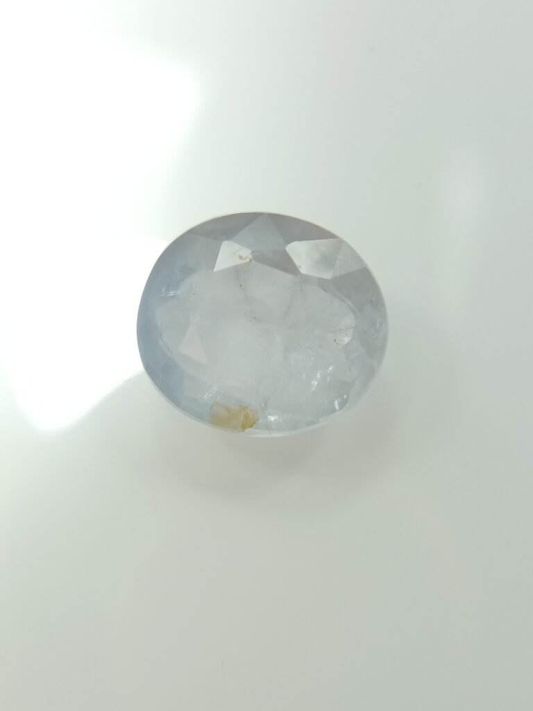 Blue Sapphire 3.95 Carat/ 4.25 Ratti