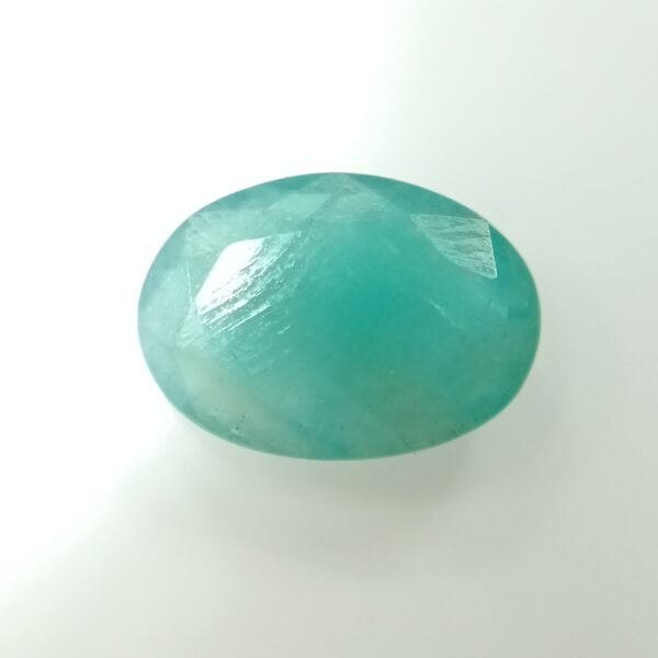 Emerald 4.60 Carat/ 5.00 Ratti