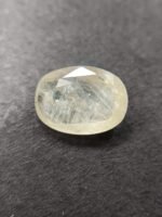 Yellow Sapphire 5.53 Carat/ 6.00 Ratti