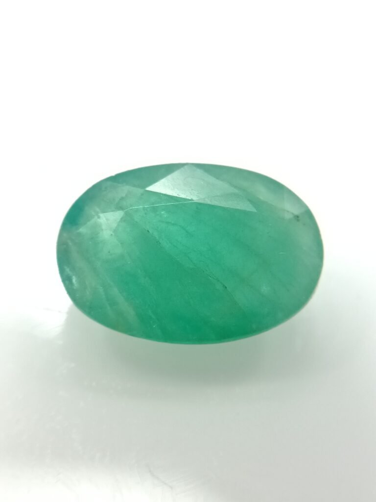 Emerald 6.65 Carat/ 7.25 Ratti