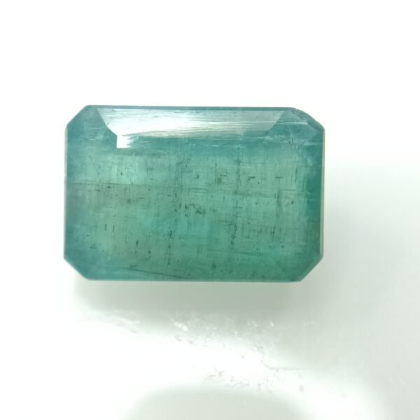 Emerald 7.61 Carat/ 8.25 Ratti