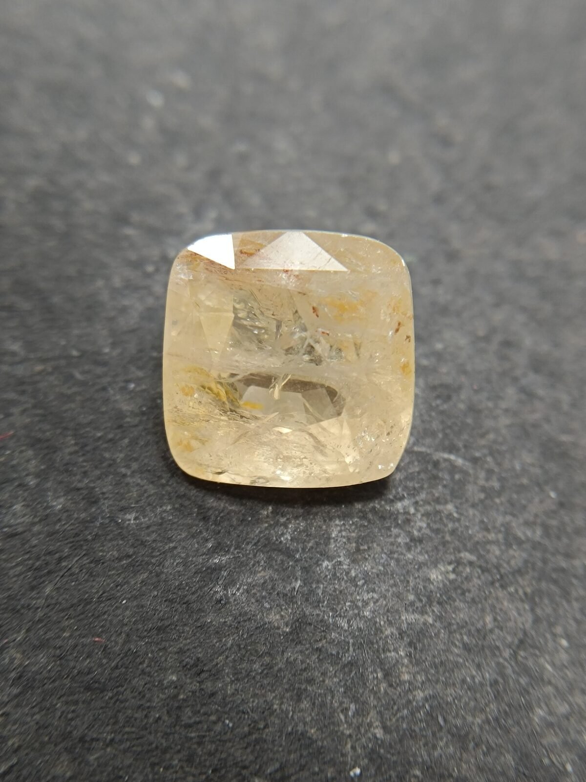 Yellow Sapphire 7.79 Carat/ 8.50 Ratti