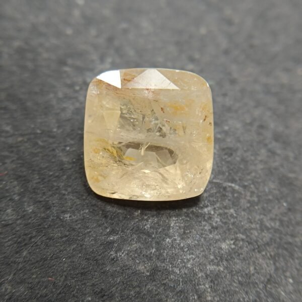 Yellow Sapphire 7.79 Carat/ 8.50 Ratti