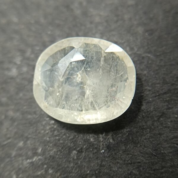 Yellow Sapphire 8.17 Carat/ 9.00 Ratti