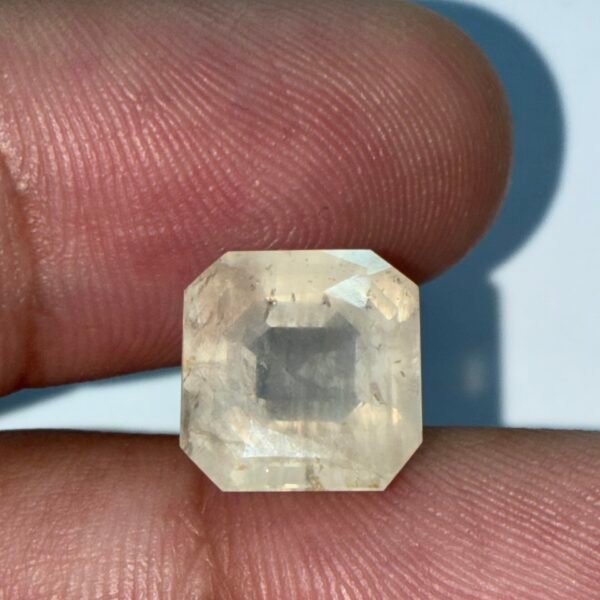 Yellow Sapphire 9.10 Carat (GA1652)