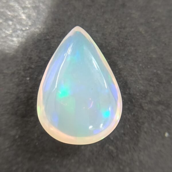 ethopian Opal 5.15 Carat/ 5.50 Ratti