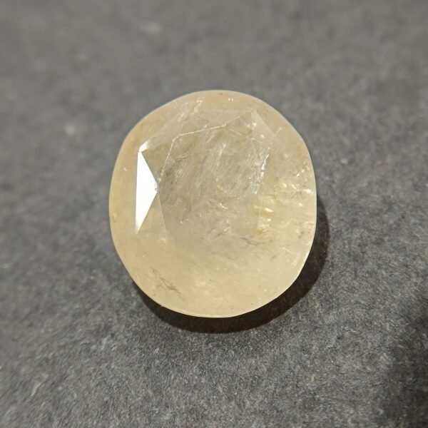 Yellow Sapphire 10.25 Carat/ 11.25 Ratti