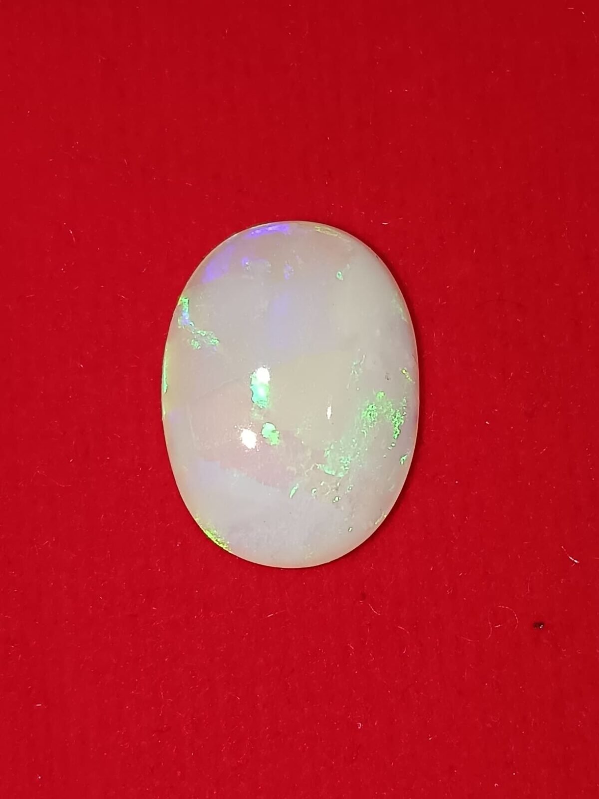 Opal 5.26 Carat/ 5.50 Ratti