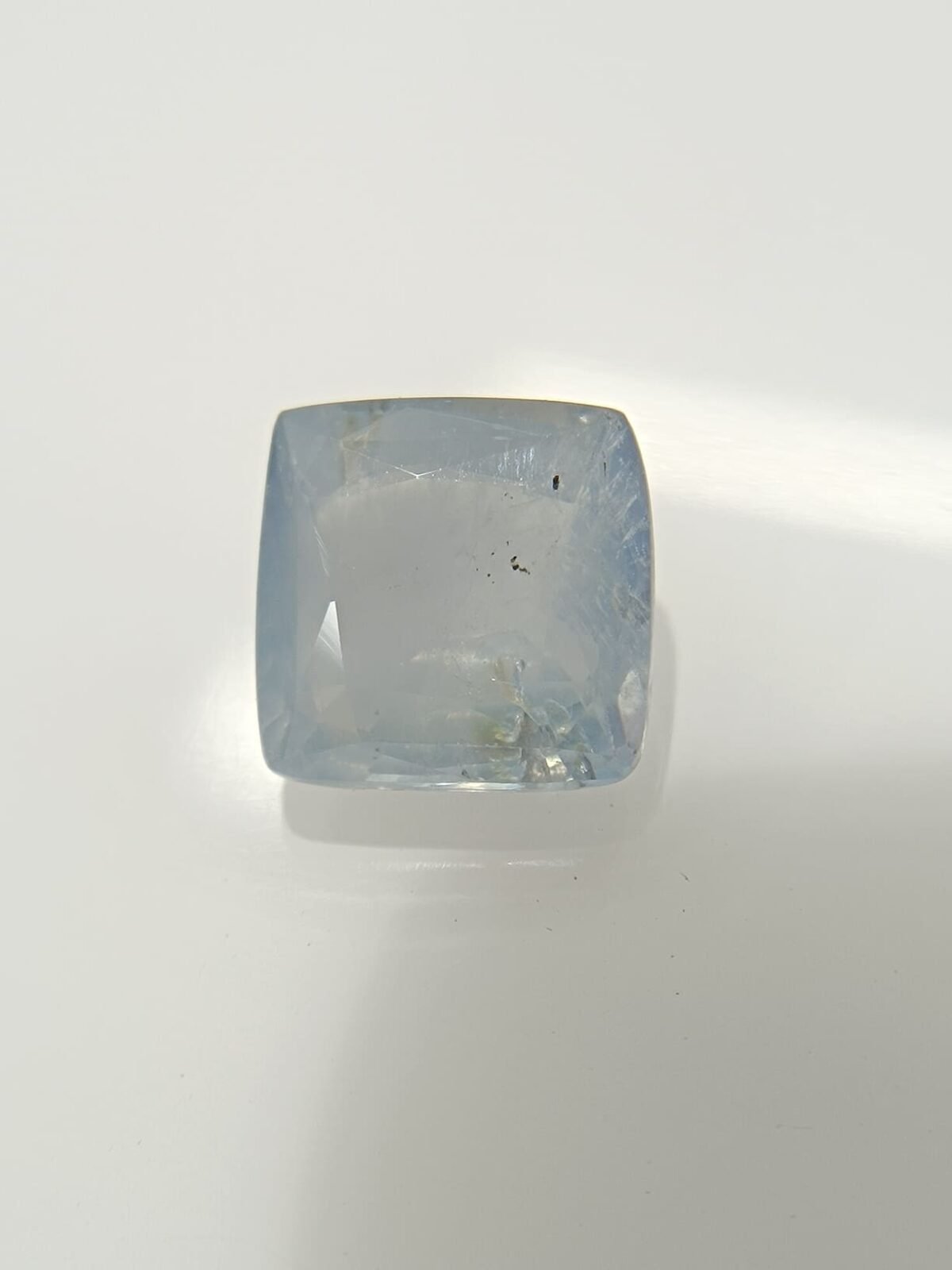 Blue Sapphire 5.55 Carat/ 6 Ratti